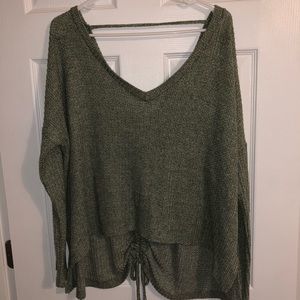[ Inspired Hearts ] green blouse
